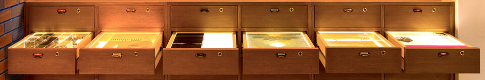 CONCEPT ART : ART IN DRAWERS